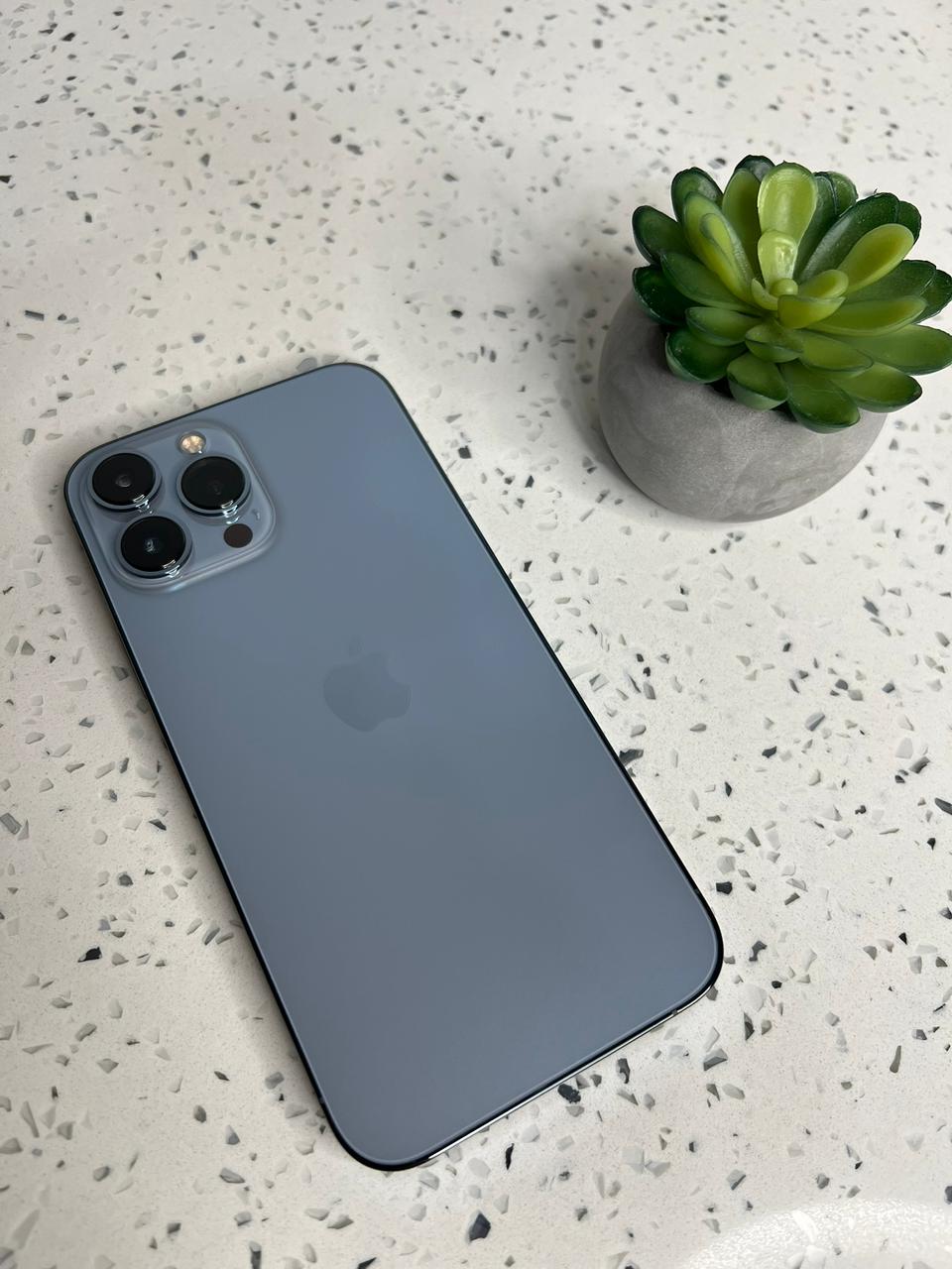 iPhones seminuevos grado A+