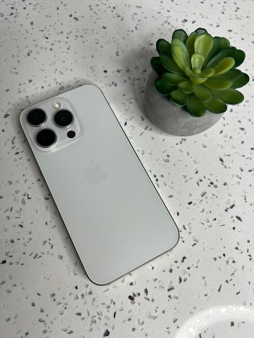 iPhones seminuevos grado A+